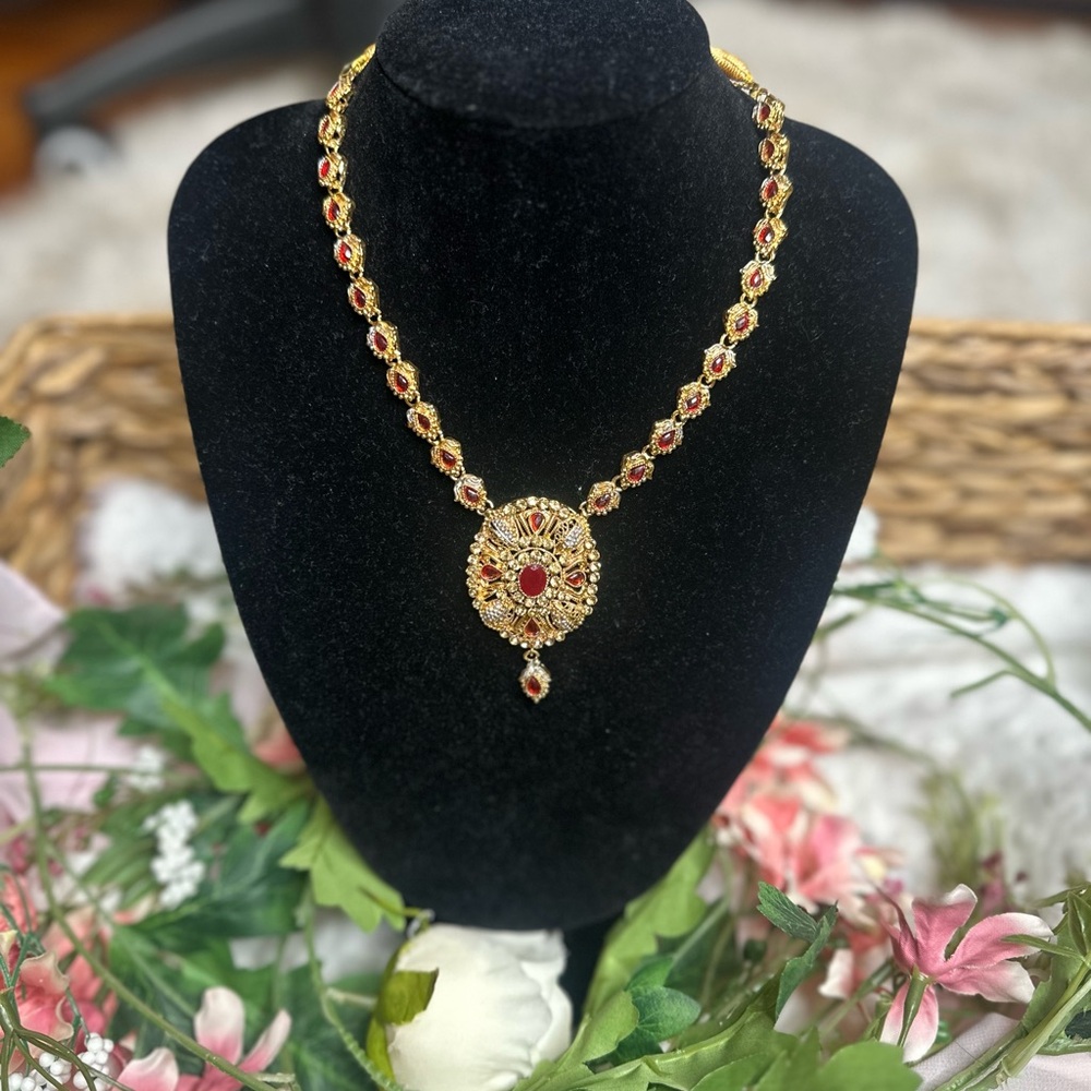 Beautiful sterling silver gold plated Necklace